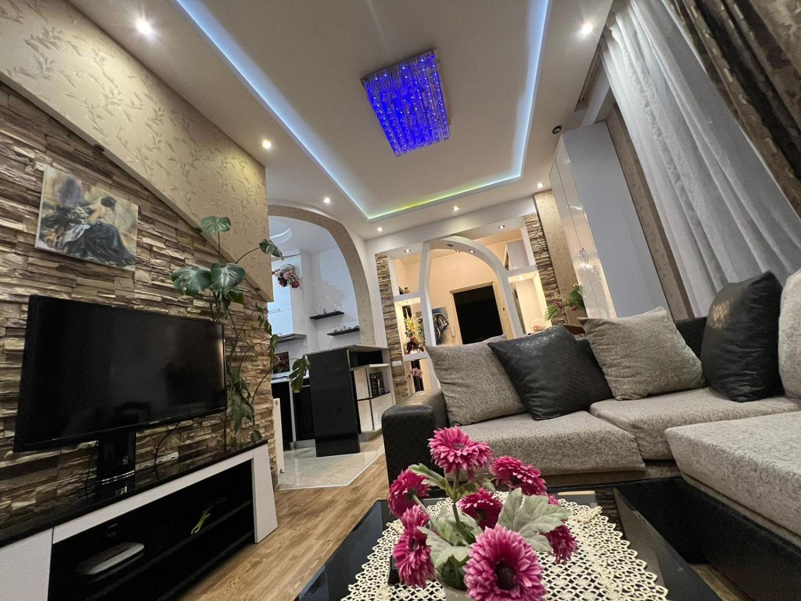 Cozy Apartment In The City Center Mtatsminda Tbilisi Exterior foto