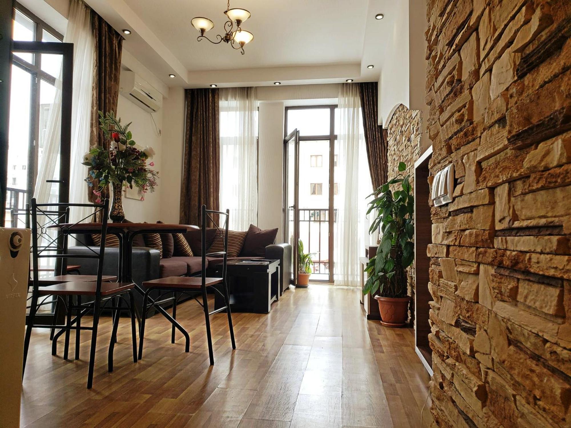 Cozy Apartment In The City Center Mtatsminda Tbilisi Exterior foto