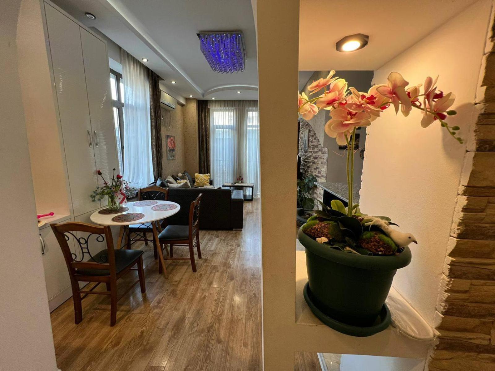 Cozy Apartment In The City Center Mtatsminda Tbilisi Exterior foto