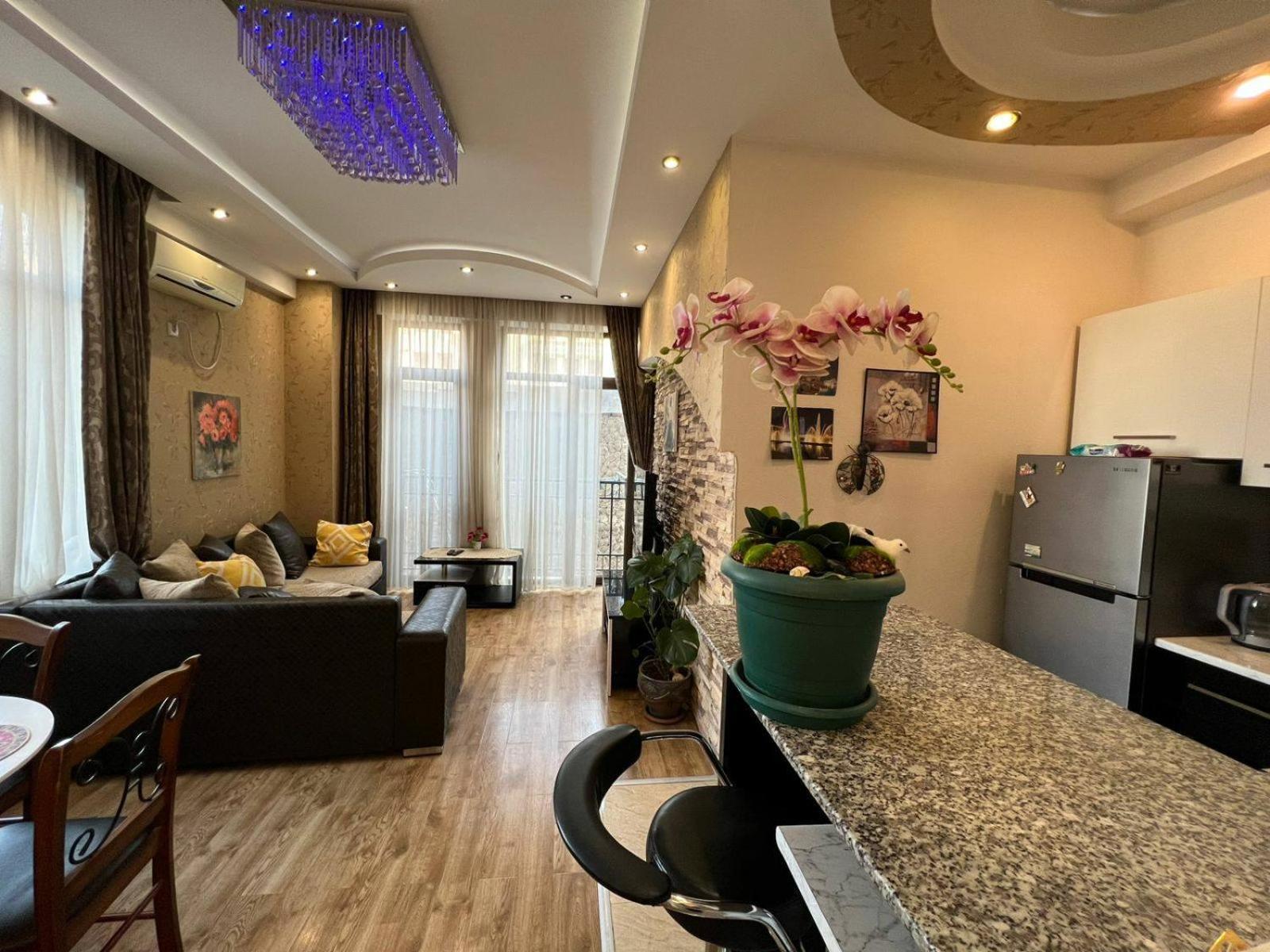 Cozy Apartment In The City Center Mtatsminda Tbilisi Exterior foto